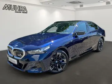 BMW i5 M60 xDrive Limousine Pano