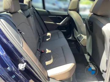 BMW i5 M60 xDrive Limousine Pano