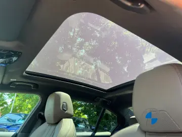 BMW i5 M60 xDrive Limousine Pano
