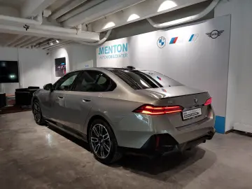 BMW i5 xDrive40 M-Sport/