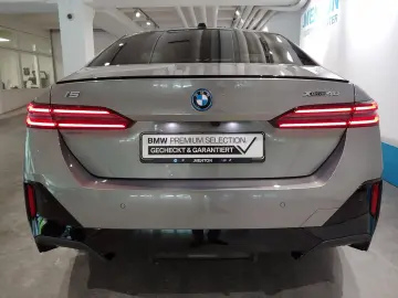 BMW i5 xDrive40 M-Sport/