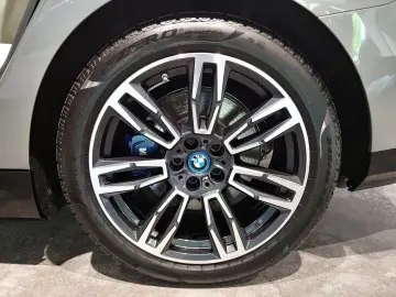 BMW i5 xDrive40 M-Sport/