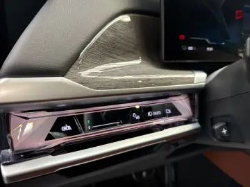 BMW i7 M70 xDrive LR