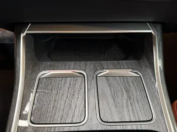 BMW i7 M70 xDrive LR