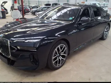 BMW  740d xDr M SPORT SkyLounge