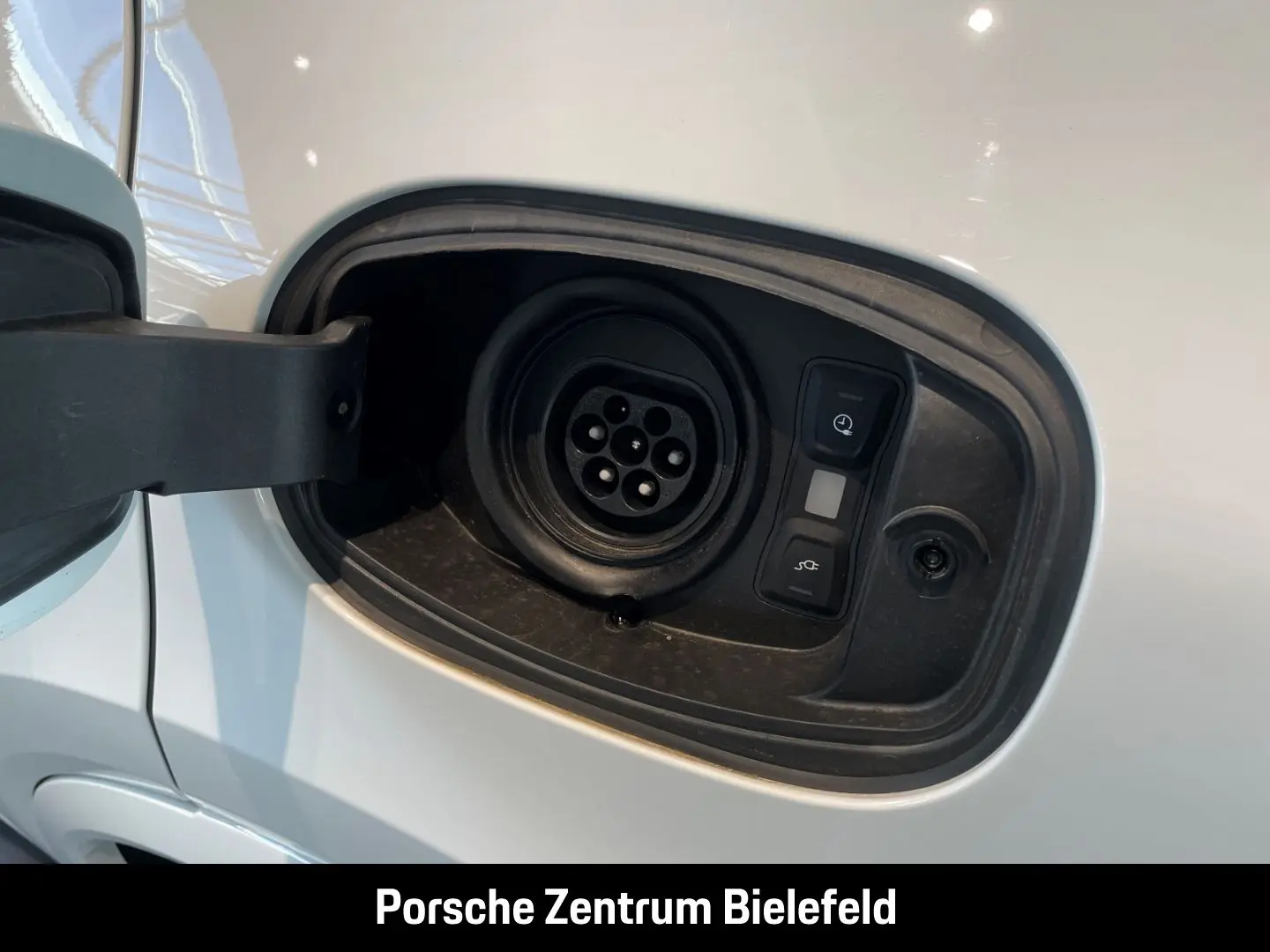Porsche Cayenne E-Hybrid Panorama LED-Matrix BOSE