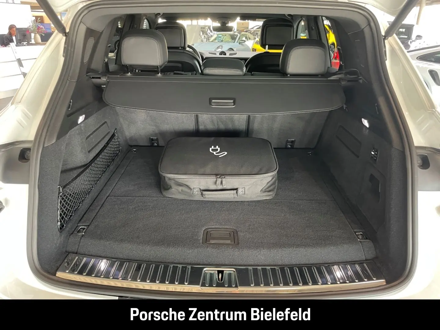 Porsche Cayenne E-Hybrid Panorama LED-Matrix BOSE