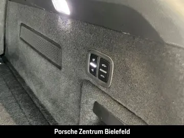 Porsche Cayenne E-Hybrid Panorama LED-Matrix BOSE