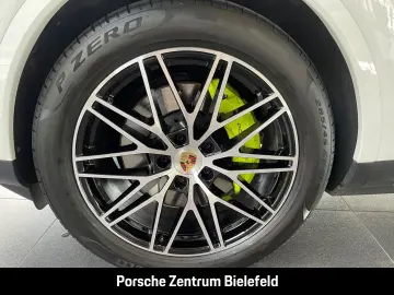 Porsche Cayenne E-Hybrid Panorama LED-Matrix BOSE
