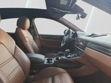 Porsche Cayenne Coupe GTS Keramik Soft-Close 22