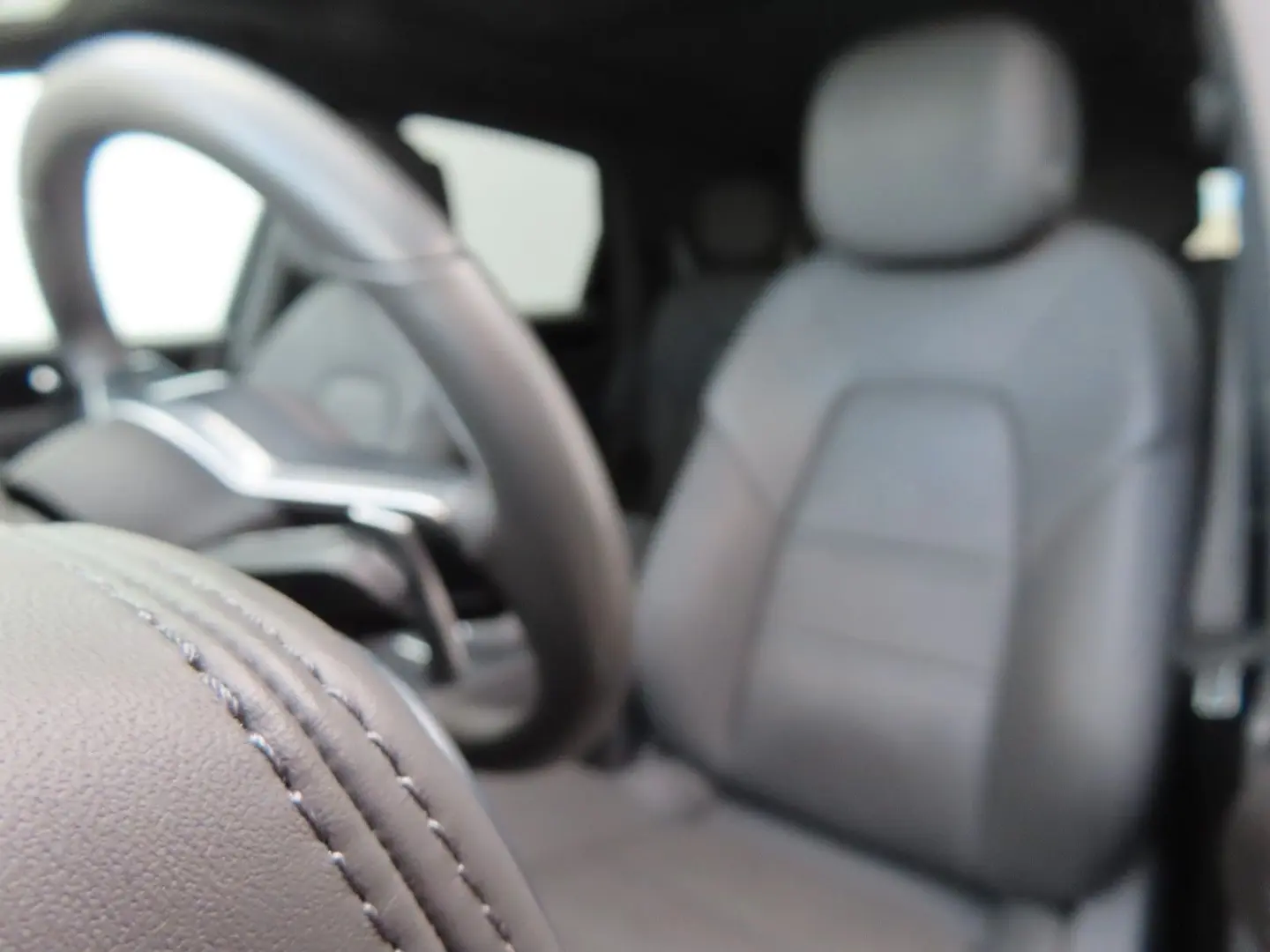 Porsche Cayenne 3.0 Hy. Sport-Design/HuD/Pan./Soft Close