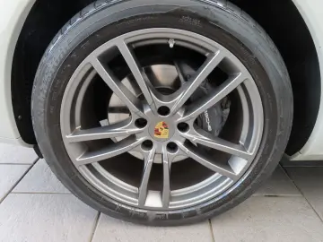 Porsche Cayenne 3.0 Hy. Sport-Design/HuD/Pan./Soft Close