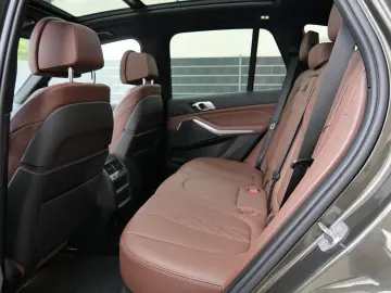 X5 xDr.45e M-Sport,DA+,PA+,Laser,Pano,Belüft.22
