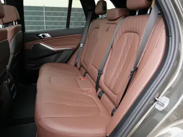 X5 xDr.45e M-Sport,DA+,PA+,Laser,Pano,Belüft.22