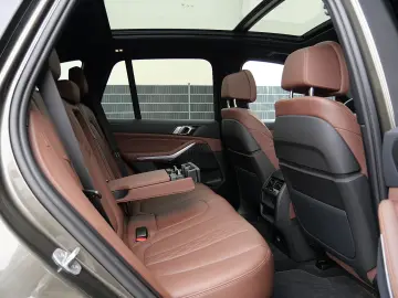 X5 xDr.45e M-Sport,DA+,PA+,Laser,Pano,Belüft.22