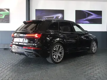 Q7 50 TDI Q S LINE*7 SITZ*ALLRADLKG*STDHZG*LASER