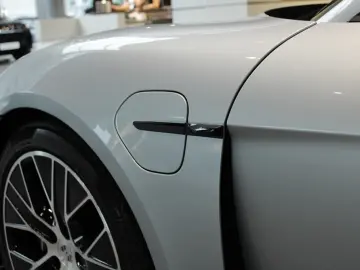 Porsche Taycan Sport Turismo