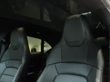 Porsche Taycan Sport Turismo