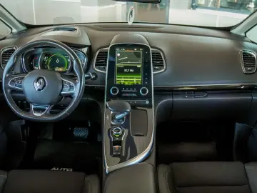 RENAULT ESPACE INTENS