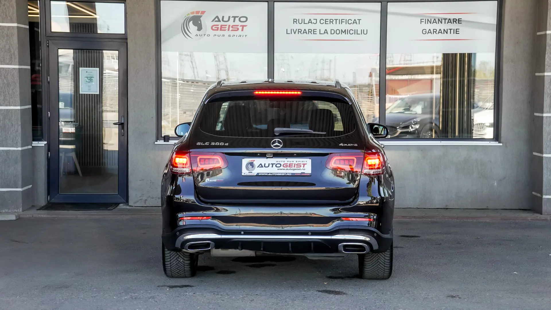 MERCEDES BENZ GLC 300d 9G-Tronic AMG LINE