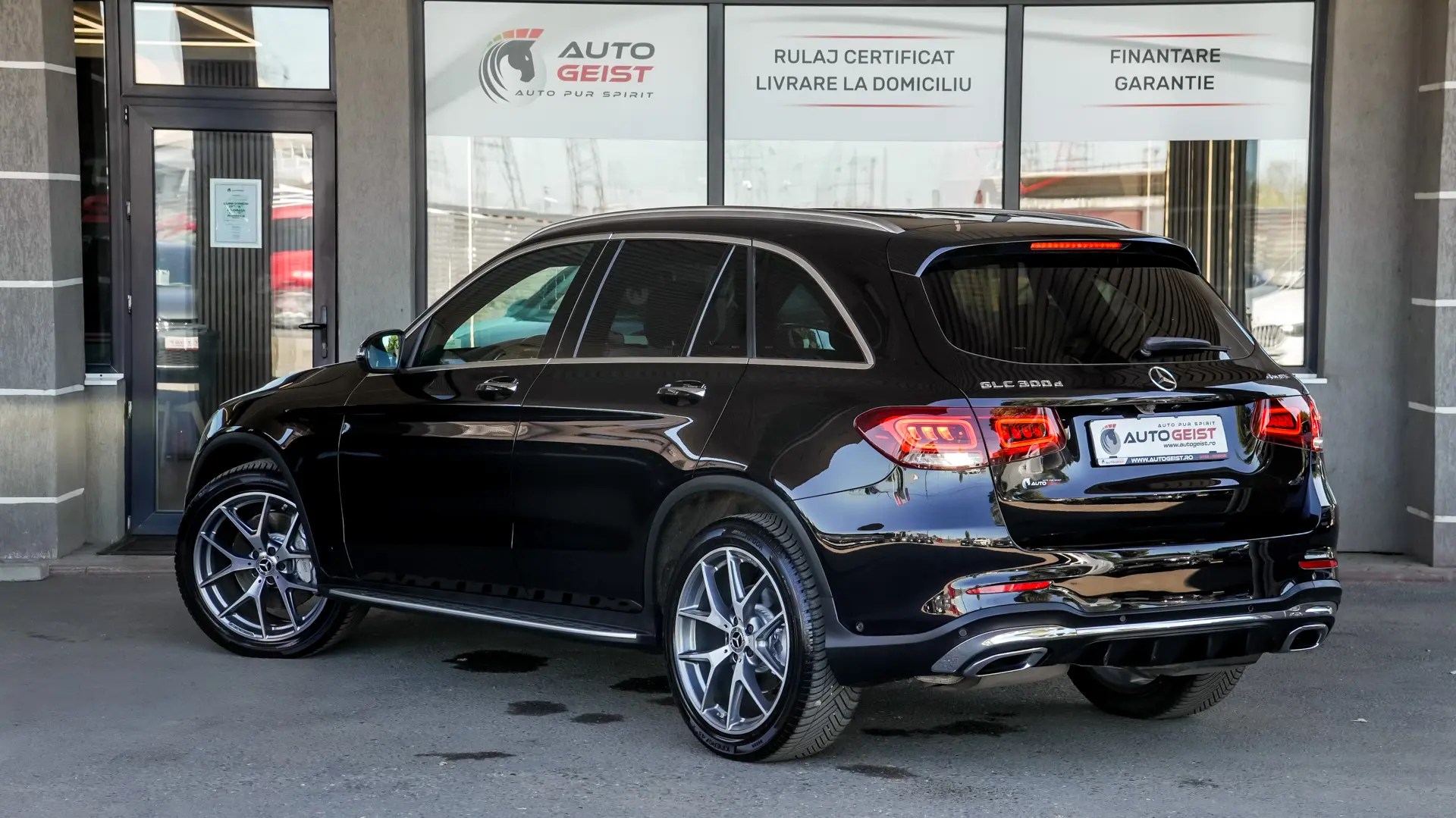 MERCEDES BENZ GLC 300d 9G-Tronic AMG LINE