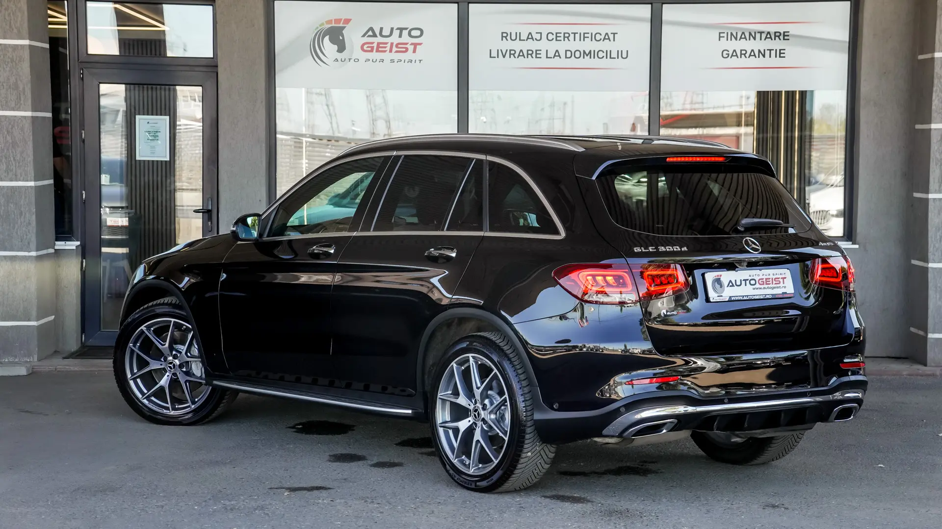 MERCEDES BENZ GLC 300d 9G-Tronic AMG LINE