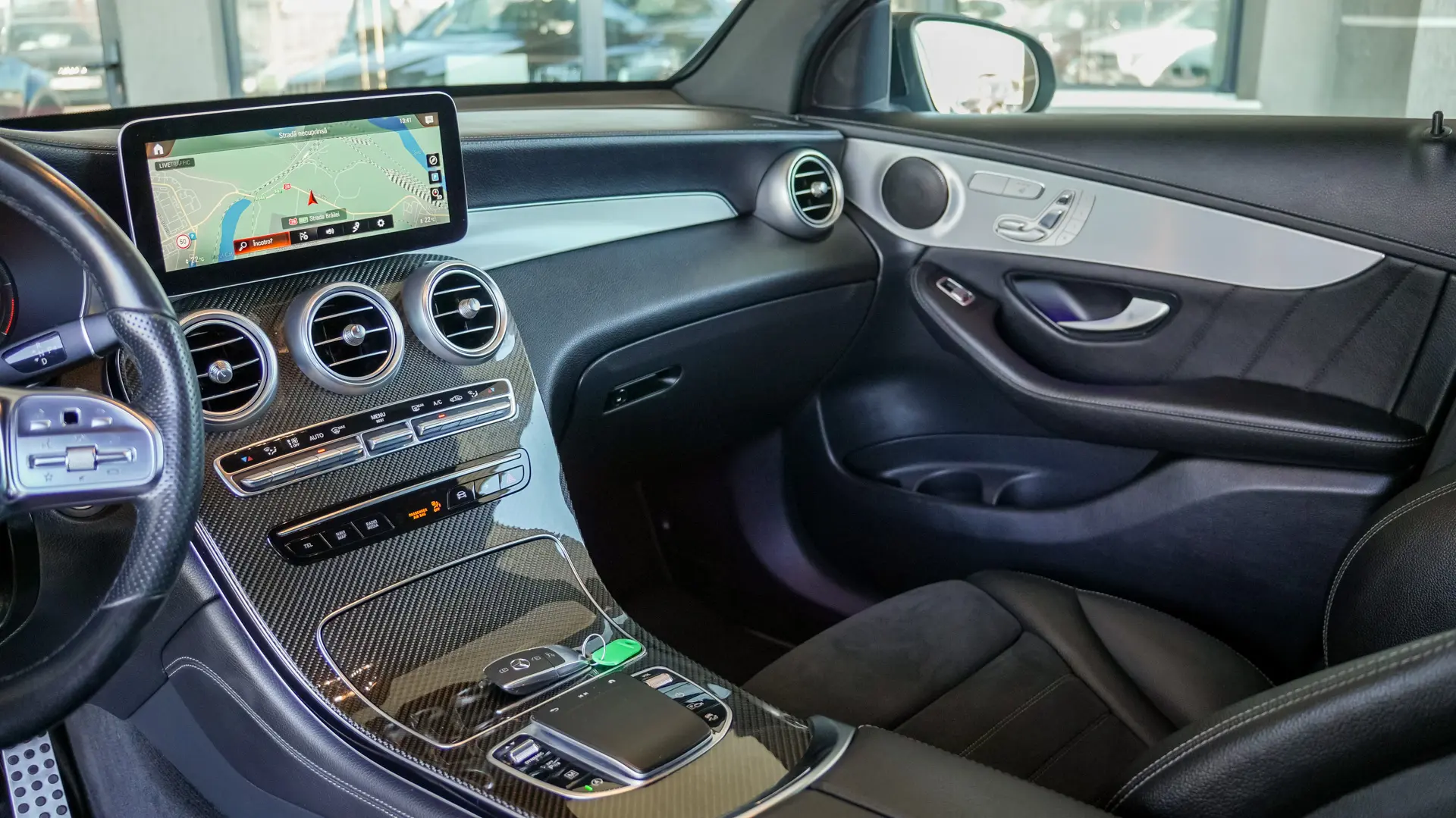 MERCEDES BENZ GLC 300d 9G-Tronic AMG LINE