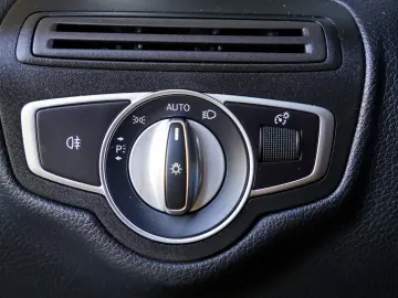 MERCEDES BENZ GLC 300d 9G-Tronic AMG LINE