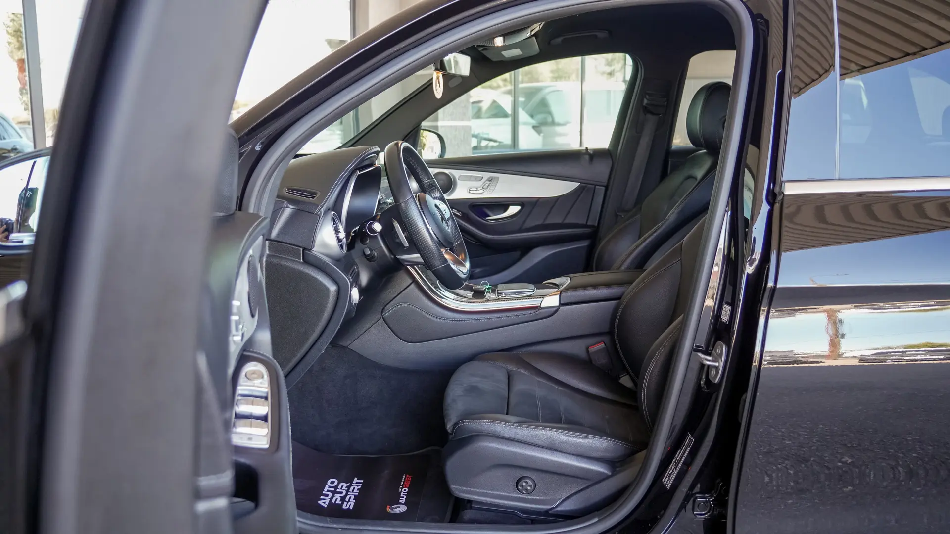 MERCEDES BENZ GLC 300d 9G-Tronic AMG LINE