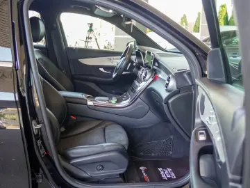 MERCEDES BENZ GLC 300d 9G-Tronic AMG LINE