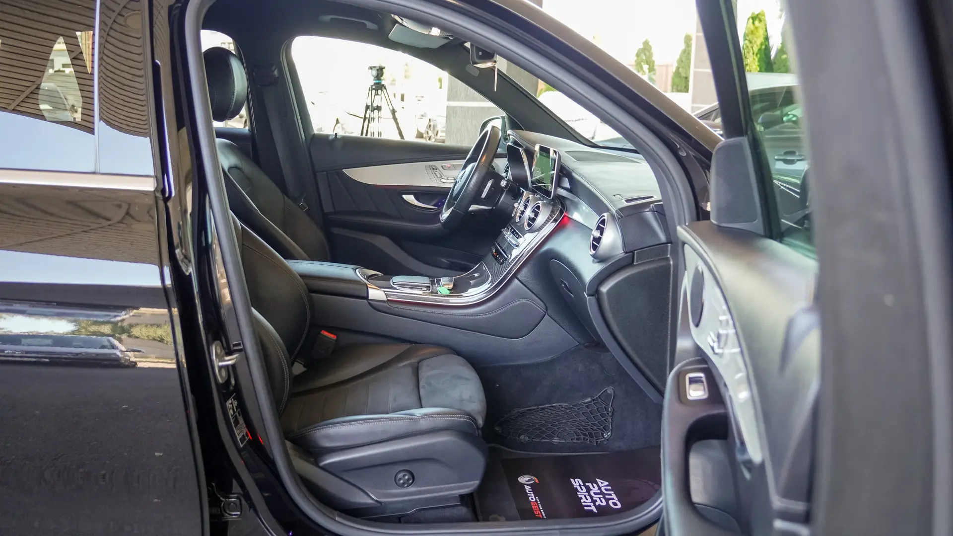 MERCEDES BENZ GLC 300d 9G-Tronic AMG LINE