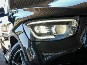 MERCEDES BENZ GLC 300d 9G-Tronic AMG LINE
