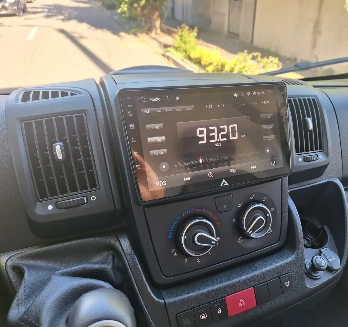 Peugeot BOXER FURGON L3 15 MC 2.2 HDI 140 CP inmatric 2023!