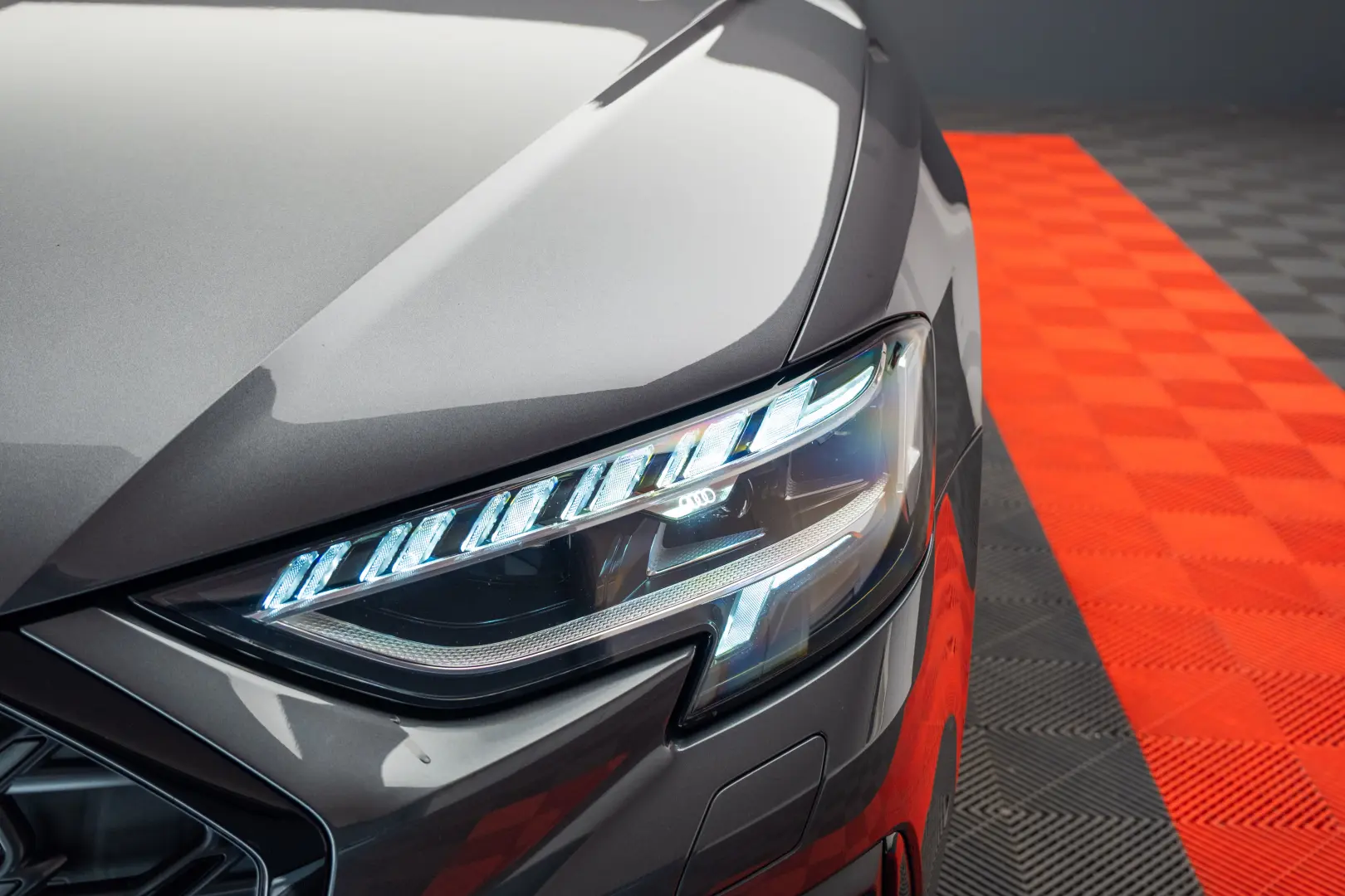 AUDI A8 60TFSI e L Quattro /S line/B&O/Massage/Matrix/Luft