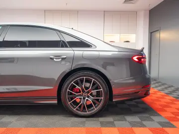 AUDI A8 60TFSI e L Quattro /S line/B&O/Massage/Matrix/Luft