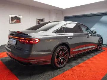 AUDI A8 60TFSI e L Quattro /S line/B&O/Massage/Matrix/Luft