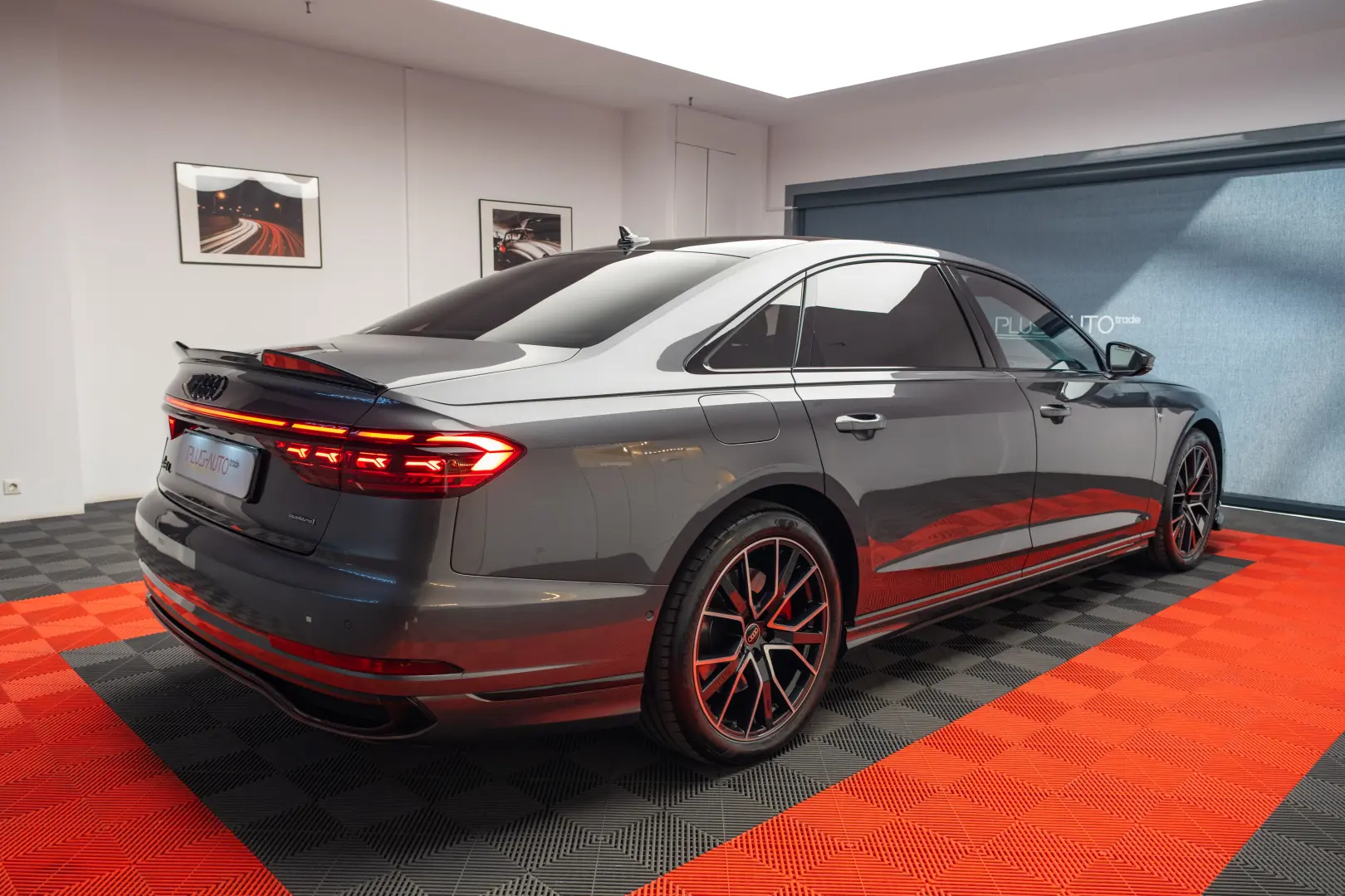 AUDI A8 60TFSI e L Quattro /S line/B&O/Massage/Matrix/Luft