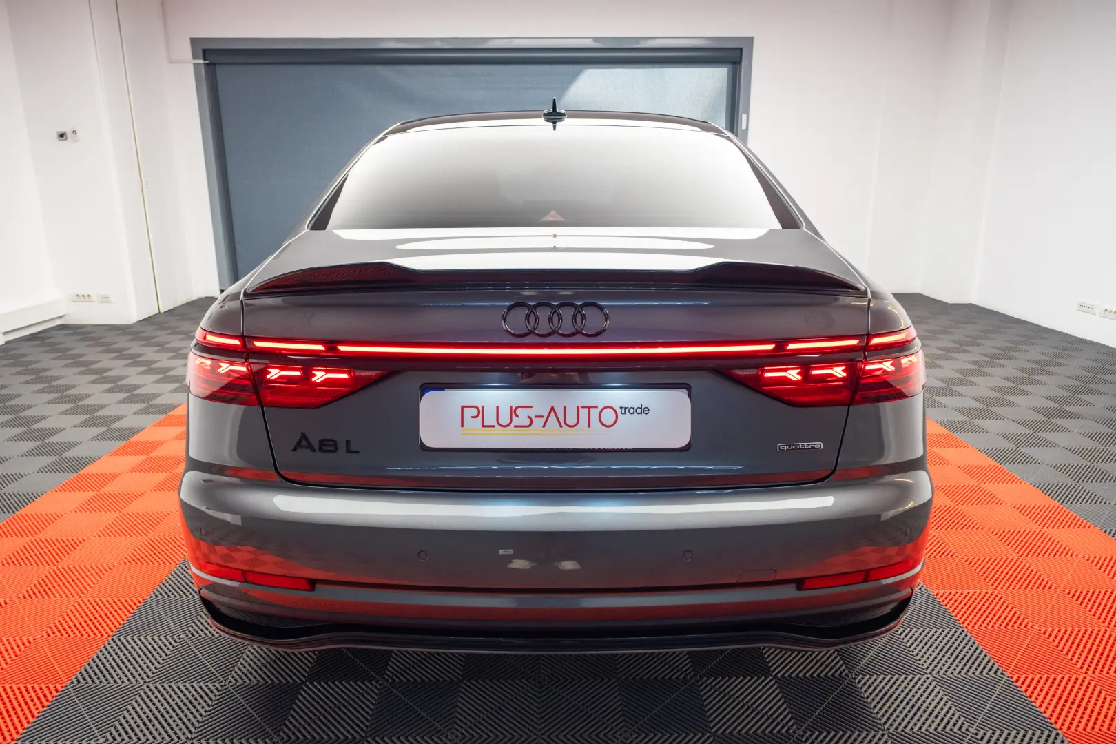 AUDI A8 60TFSI e L Quattro /S line/B&O/Massage/Matrix/Luft