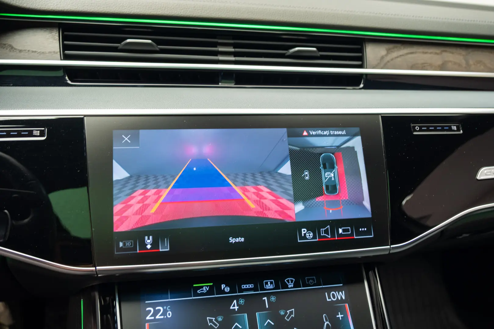 AUDI A8 60TFSI e L Quattro /S line/B&O/Massage/Matrix/Luft