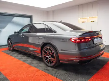 AUDI A8 60TFSI e L Quattro /S line/B&O/Massage/Matrix/Luft