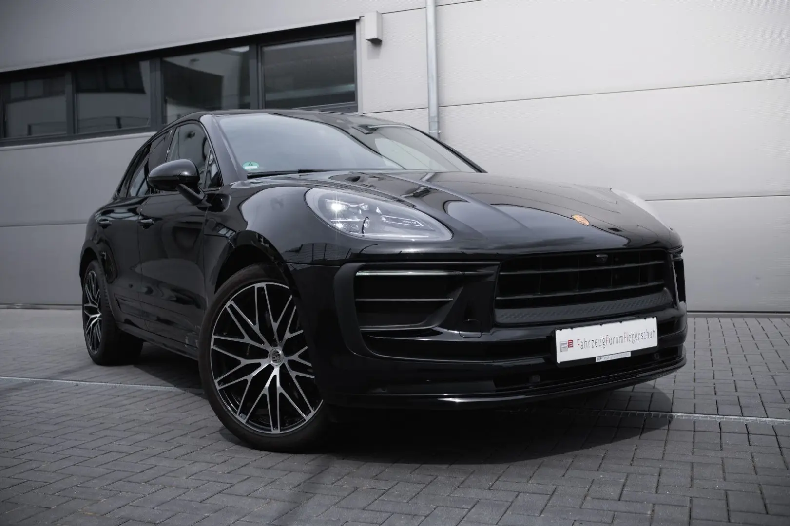 Macan T-21 Zoll - el. Sitz m. Memory-Pano-360Kam