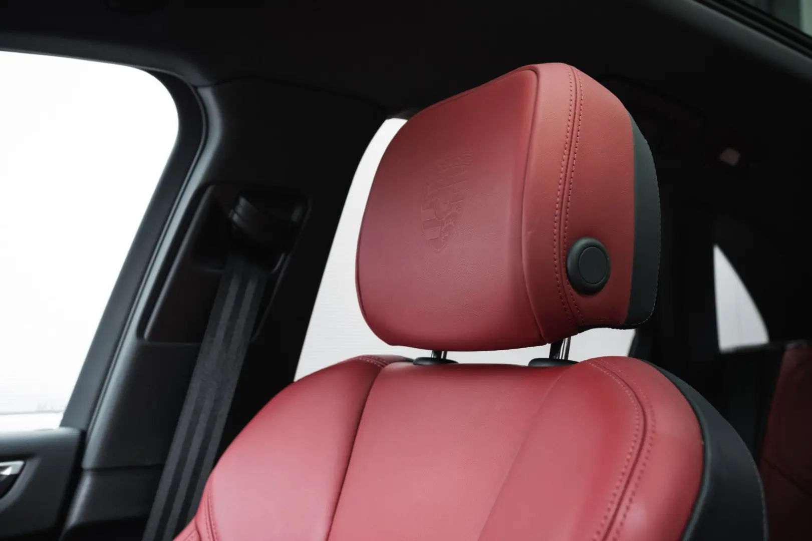 Macan T-21 Zoll - el. Sitz m. Memory-Pano-360Kam