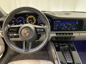 Porsche 911 Carrera S 992 Cabrio Sport