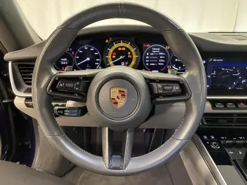Porsche 911 Carrera S 992 Cabrio Sport