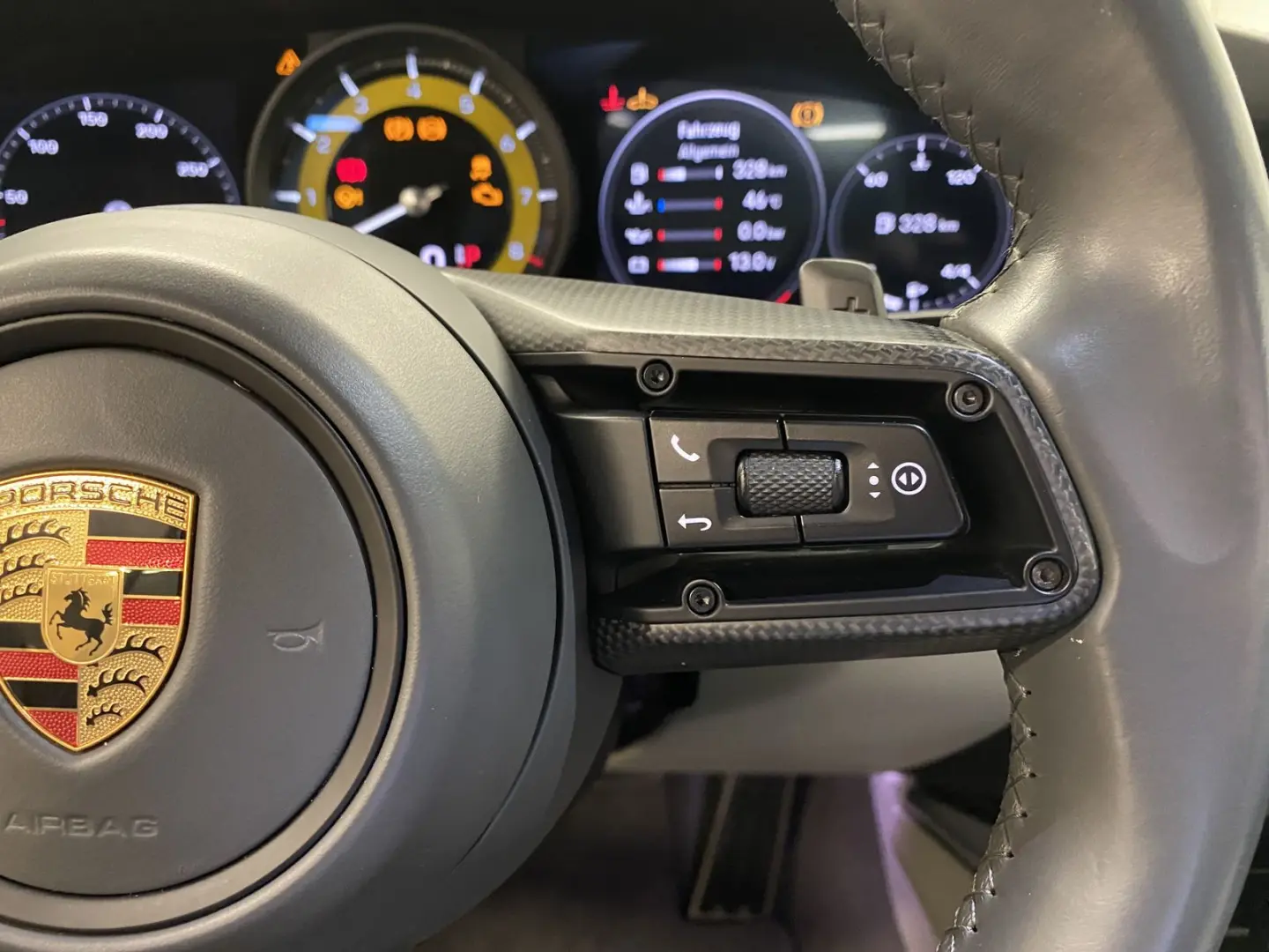 Porsche 911 Carrera S 992 Cabrio Sport