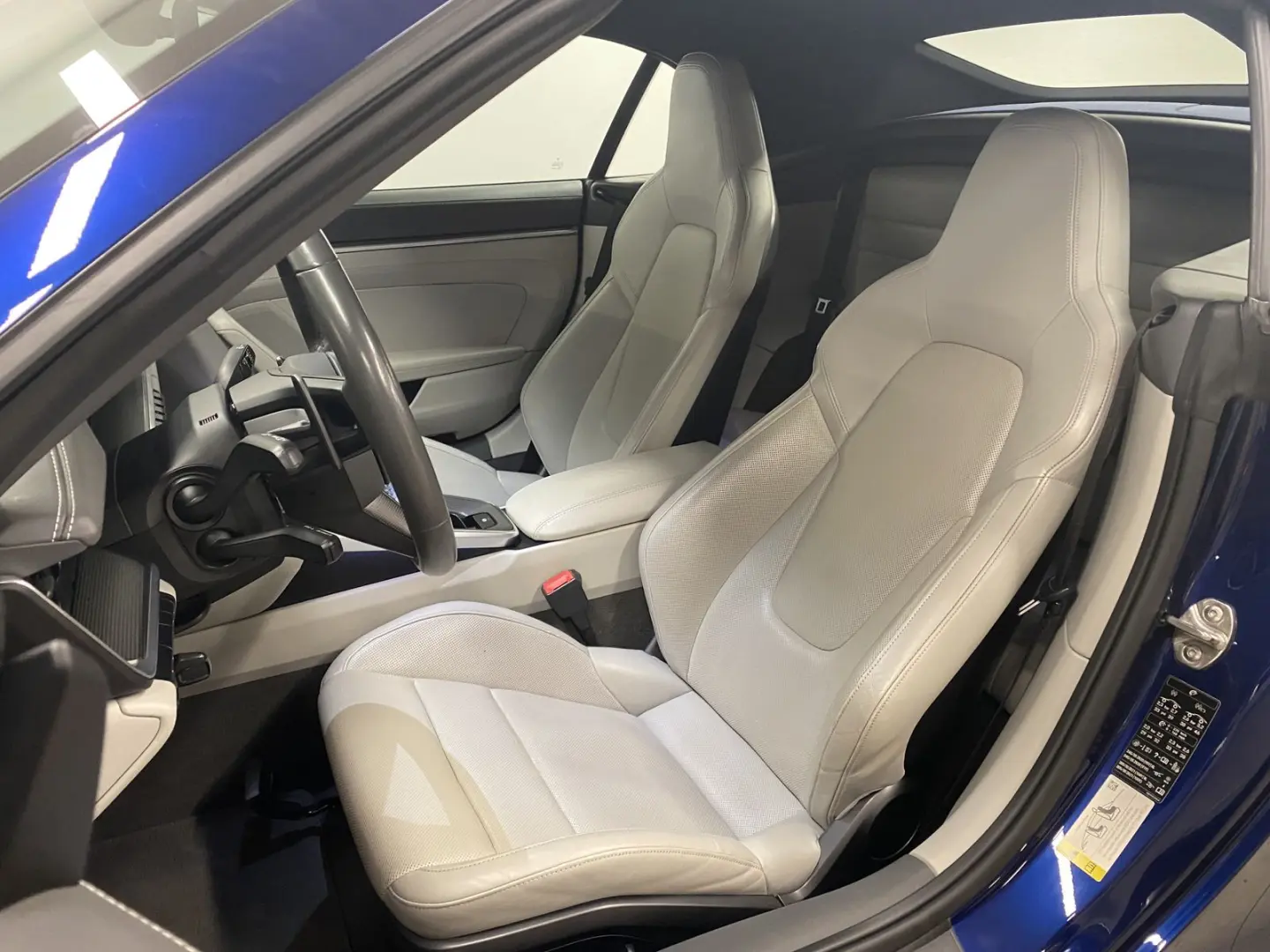 Porsche 911 Carrera S 992 Cabrio Sport