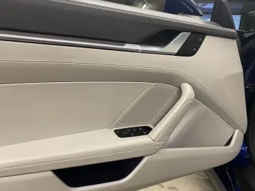 Porsche 911 Carrera S 992 Cabrio Sport