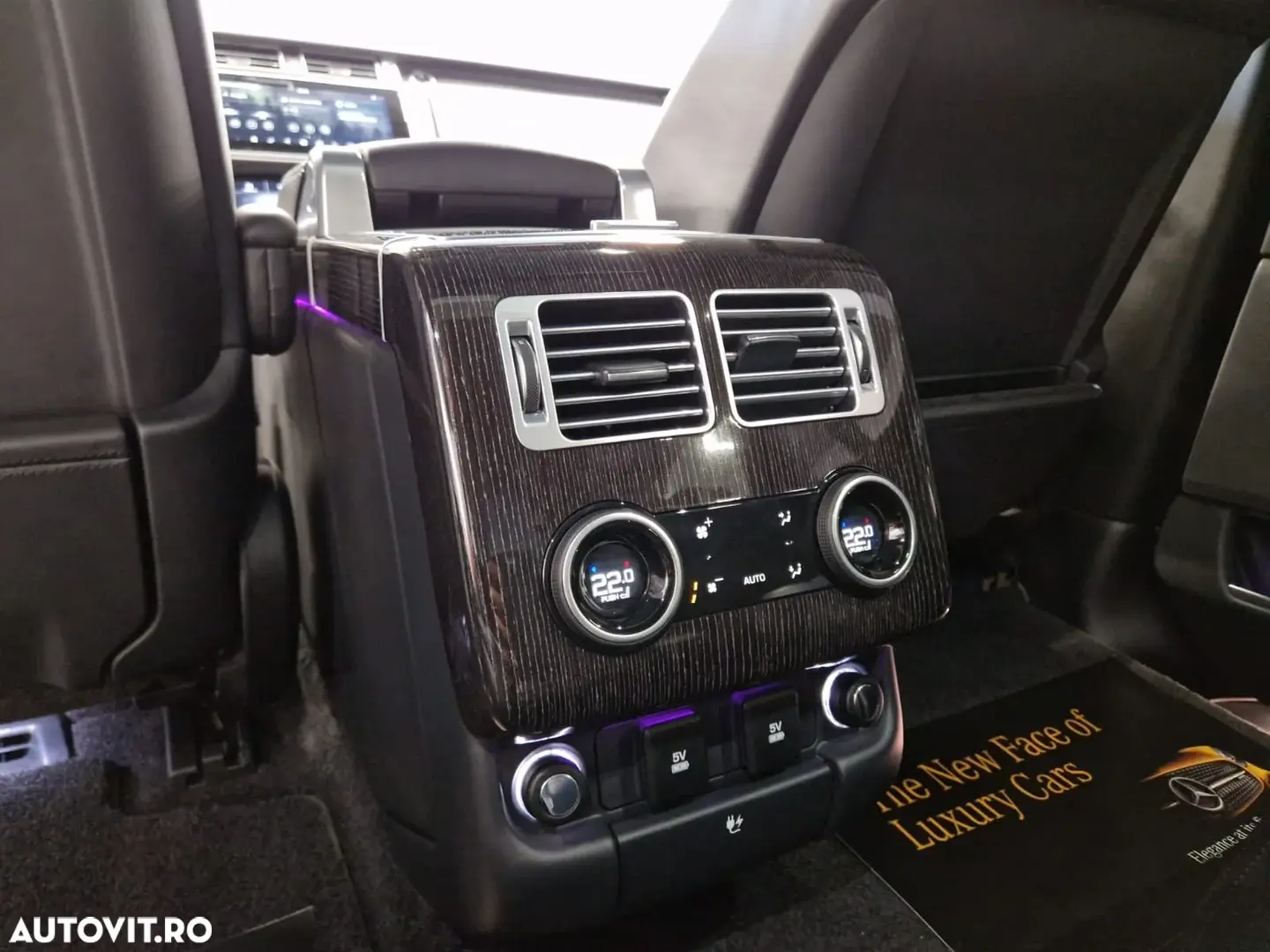 Land Rover Range Rover 4.4L SDV8 LWB Autobiography