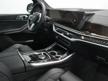 X5 xDrive40d ///M-Sport ACC PanoSD SpurA Sthzg.