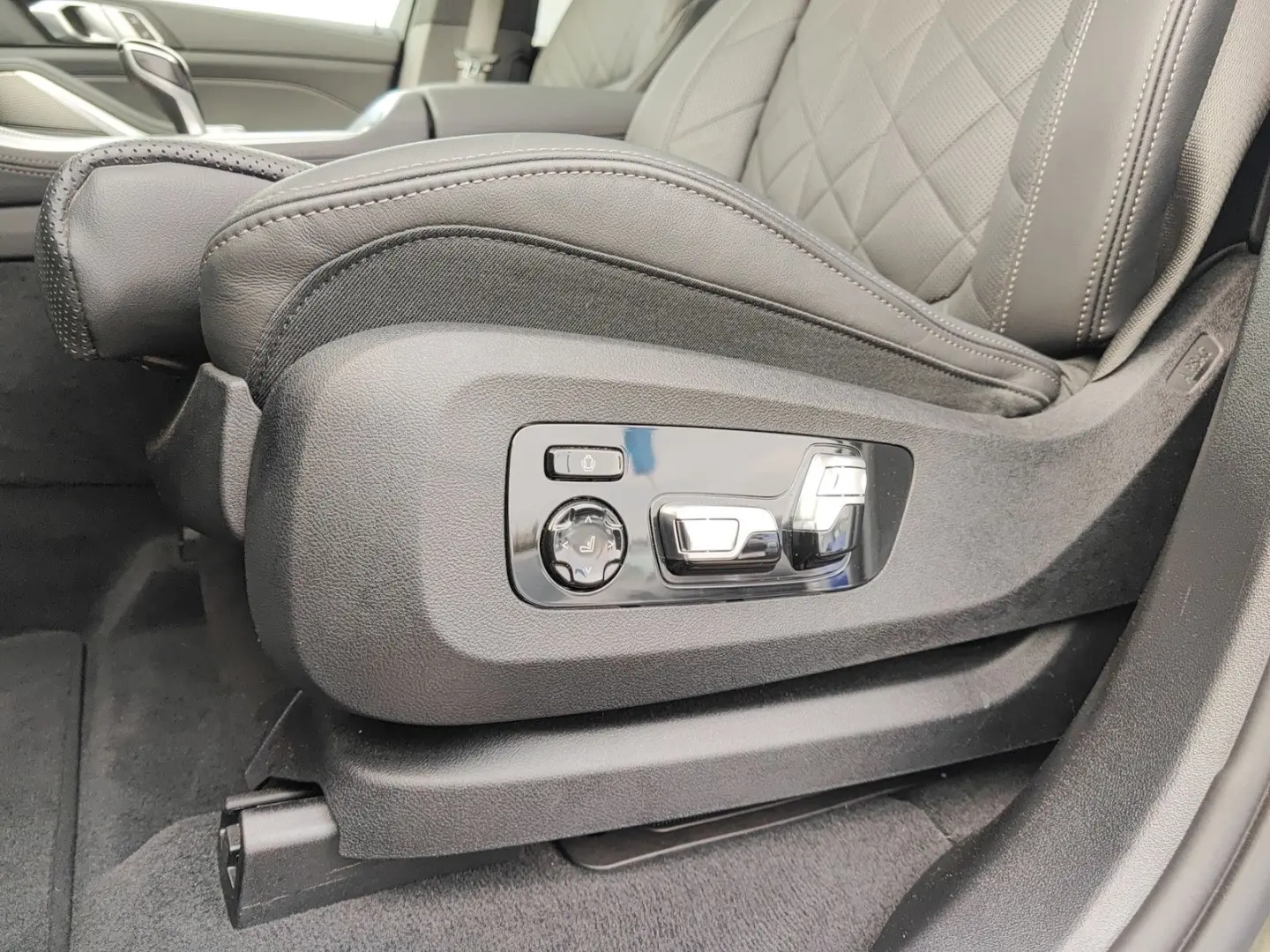 X5 xDrive 40d M Sport H&K Sound AHK Komfortsitze